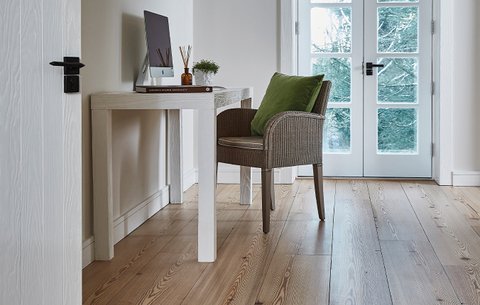 Northbank Pine Plank Rare Finds Lifestyle