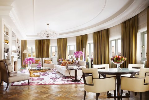 Royal Penthouse Lounge Corinthia Hotel London 2 ORIGINAL