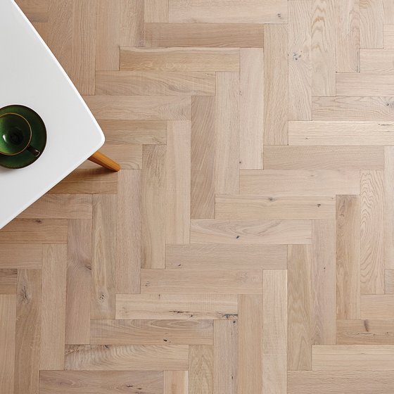 Villes Herringbone Aged Lifestyle